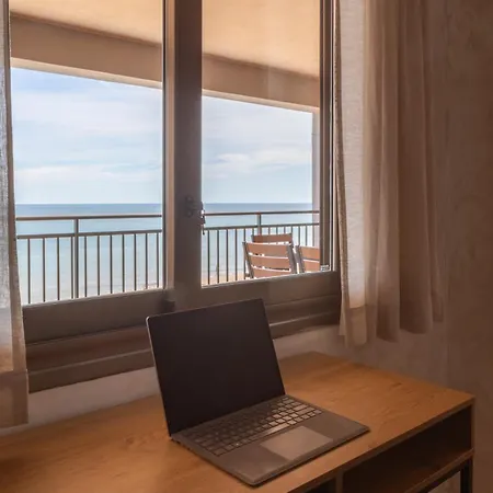 Un Balcon Al Mar Lejlighed *