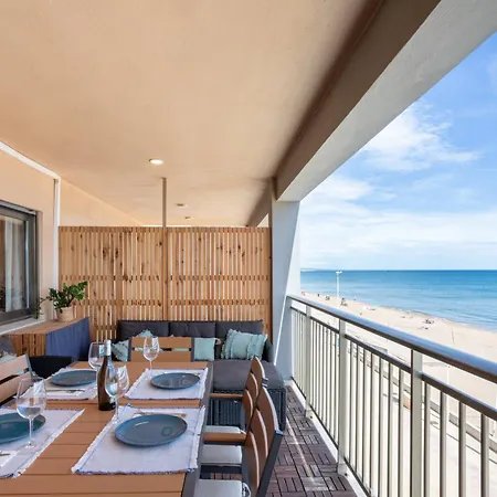 Un Balcon Al Mar